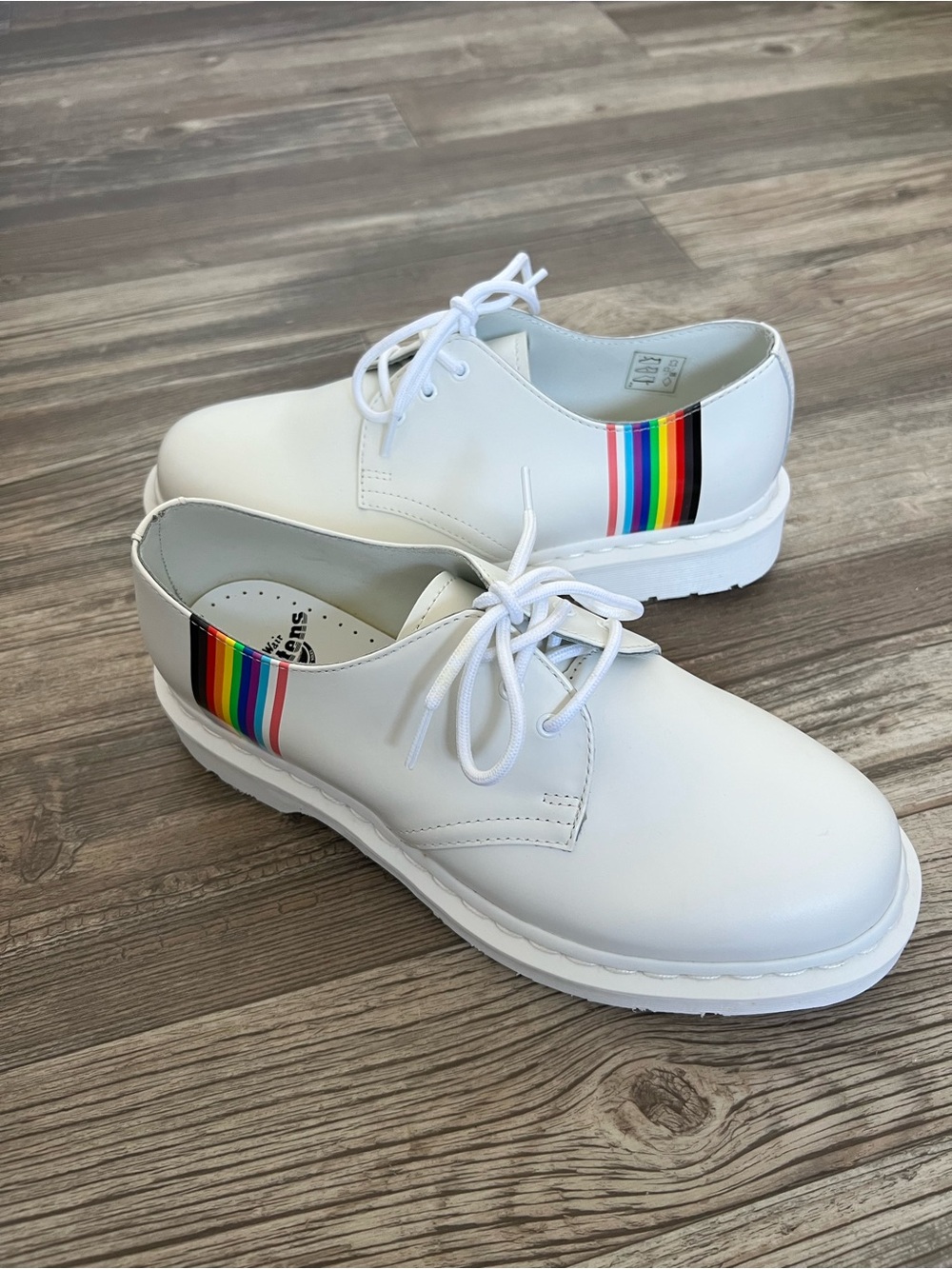 Dr. Martens PRIDE White Leather Oxfords with Rainbow Stripe, New, Unisex, EU 41
